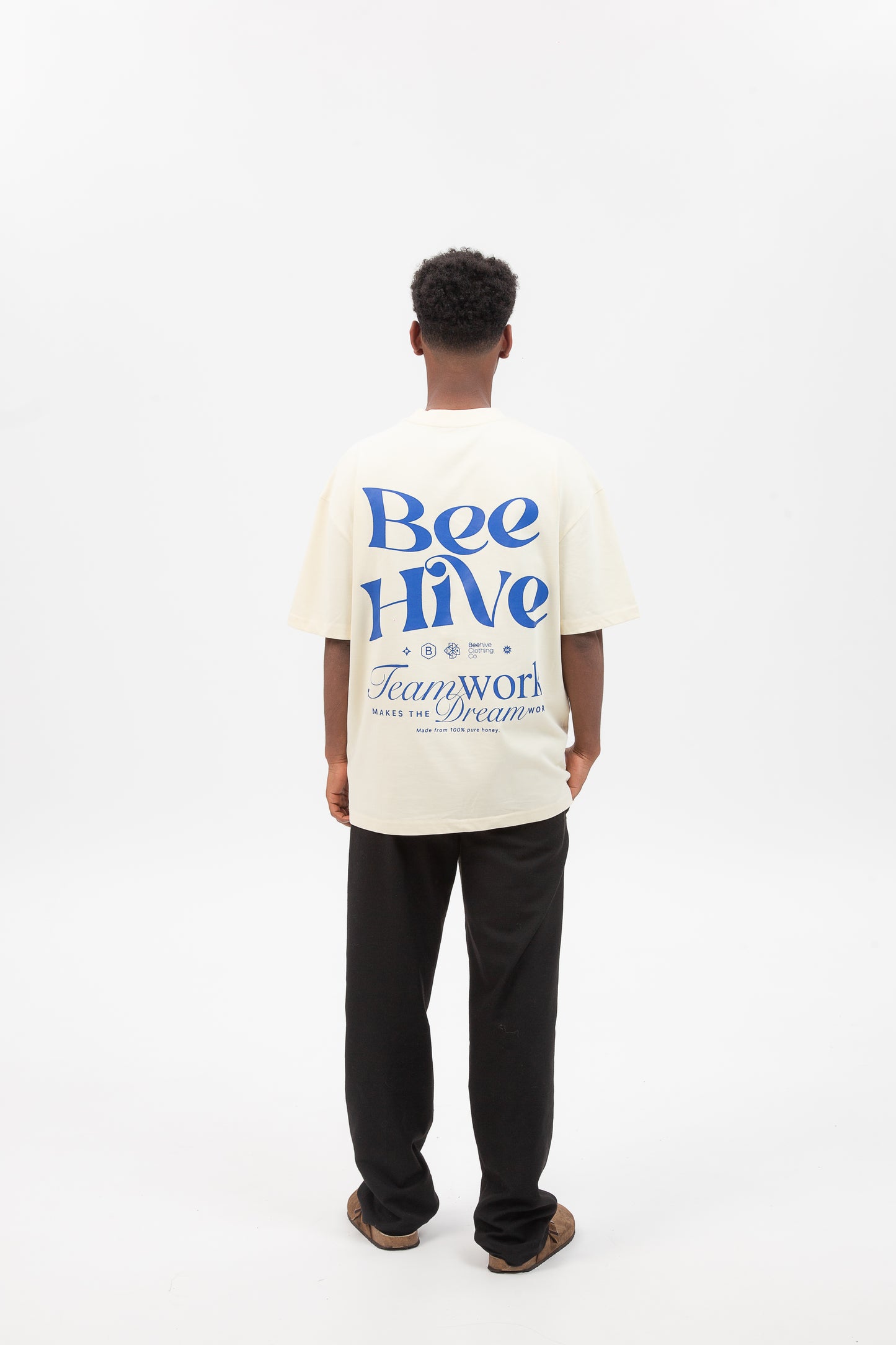 TEAMWORK TEE - MILK TEA